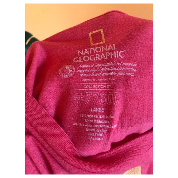 Vintage National Geographic t-shirt - Picture 3 of 3